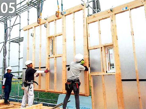 １階壁面の施工