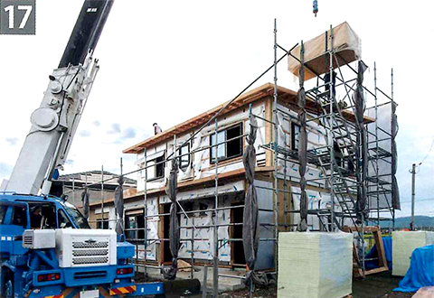 約8時間で、屋根まで上棟完了！